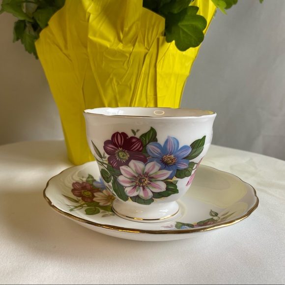 Vintage royal vale bones China tea set - Picture 4 of 10